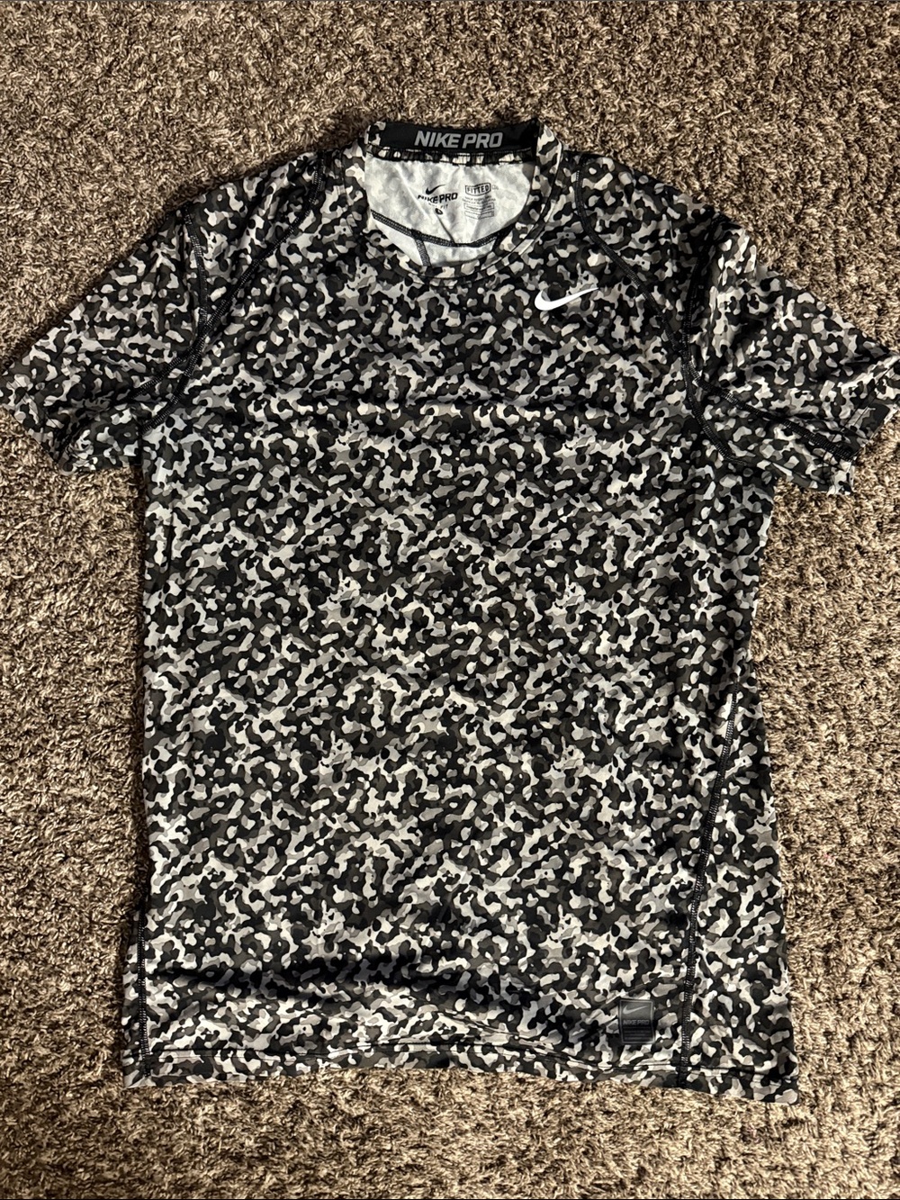 Nike Pro Short Sleeve Camo Performance Tee - Black & Gray
